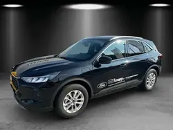 Obsidianschwarz metallic Gebraucht 2024 Ford Kuga Titanium SUV | 38.990 € (Guter Preis)