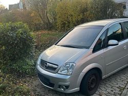 Silber Gebraucht 2007 Opel Meriva Van / Kleinbus | 2.000 € (Guter Preis)
