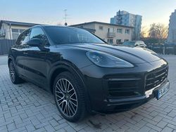 Schwarz Gebraucht 2023 Porsche Cayenne Platinum Edition SUV | 75.000 € (Fairer Preis)
