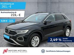 Deep black perleffekt Gebraucht 2024 VW T-Roc Life SUV | 25.930 € (Fairer Preis)