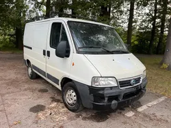 Weiß Gebraucht 2005 Fiat Ducato Van | 1.800 €