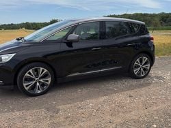Schwarz Gebraucht 2017 Renault Scénic IV Intens Van / Kleinbus | 10.400 € (Fairer Preis)