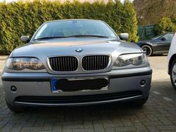 Silber Gebraucht 2004 BMW 316 Lifestyle Limousine | 2.800 € (Fairer Preis)