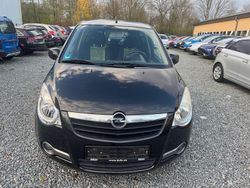 Schwarz Gebraucht 2012 Opel Agila Edition Kleinwagen | 5.999 € (Etwas zu teuer)