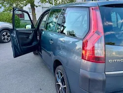 Grau Gebraucht 2007 Citroën C4 Picasso Van / Kleinbus | 3.000 € (Teuer)