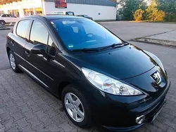 Schwarz Gebraucht 2008 Peugeot 207 Limousine | 2.400 € (Guter Preis)