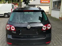 Schwarz Gebraucht 2012 VW Golf VI Limousine | 5.250 € (Guter Preis)