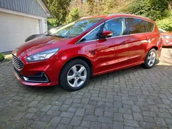 Lucidrot metallic Gebraucht 2021 Ford S-MAX Titanium Van / Kleinbus | 13.500 € (Etwas zu teuer)