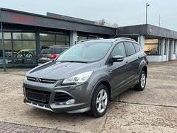 Grau Gebraucht 2014 Ford Kuga Individual SUV | 9.980 € (Fairer Preis)