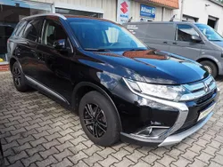 Schwarz Gebraucht 2017 Mitsubishi Outlander Edition SUV | 12.750 € (Fairer Preis)