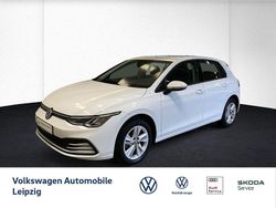 Weiß Gebraucht 2020 VW Golf VIII Life Limousine | 17.930 € (Fairer Preis)