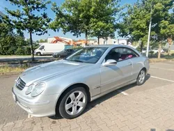 Silber Gebraucht 2003 Mercedes CLK200 Elegance Coupé | 4.999 € (Fairer Preis)