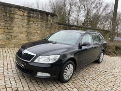 Schwarz Gebraucht 2010 Skoda Octavia Ambiente Kombi | 3.999 € (Fairer Preis)
