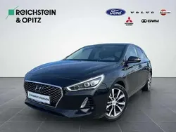Weiß Gebraucht 2018 Hyundai i30 Select | 10.850 € (Fairer Preis)