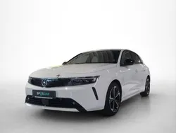 Weiß Gebraucht 2022 Opel Astra Elegance Limousine | 23.770 € (Guter Preis)
