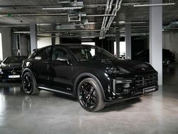 Neu 2025 Porsche Cayenne Coupe Turbo S E-Hybrid Coupé | 230.000 €