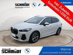 Weiß Gebraucht 2025 BMW 223 Active Tourer Performance Van / Kleinbus | 42.590 € (Fairer Preis)