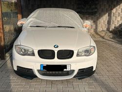 Weiß Gebraucht 2011 BMW 135 Cabriolet Performance Cabrio | 23.999 €