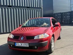 Rot Gebraucht 2005 Renault Mégane Cabriolet Authentique Cabrio | 2.000 € (Etwas zu teuer)