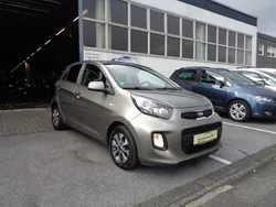 Silber Gebraucht 2015 Kia Picanto DREAM-TEAM Edition Kleinwagen | 6.990 € (Fairer Preis)