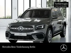 Grau Gebraucht 2025 Mercedes GLB200 AMG SUV | 46.990 € (Etwas zu teuer)