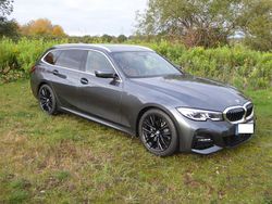Grau Gebraucht 2019 BMW 320 M Sport Kombi | 31.700 € (Fairer Preis)