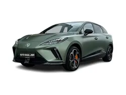 Hunter green/black roof Gebraucht 2023 MG MG4 EV Kleinwagen | 35.990 € (Teuer)
