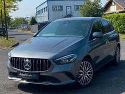 Grau Gebraucht 2019 Mercedes B250 Van / Kleinbus | 21.899 € (Superpreis)