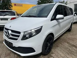 Weiß Gebraucht 2020 Mercedes V220 Van / Kleinbus | 29.950 € (Guter Preis)