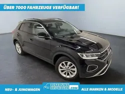 2t deep black perleffekt Gebraucht 2024 VW T-Roc Edition SUV | 27.036 € (Superpreis)