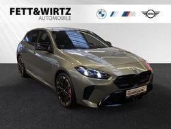 Skyscraper grau metallic Gebraucht 2024 BMW M135 Performance Kleinwagen | 39.800 € (Guter Preis)
