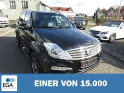 Schwarz metallic Gebraucht 2017 Ssangyong Rexton Limited SUV | 17.010 € (Fairer Preis)