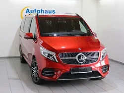 Rot Gebraucht 2019 Mercedes V300 AMG Van / Kleinbus | 49.990 € (Fairer Preis)