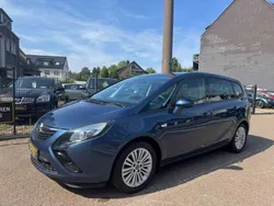 Blau Gebraucht 2016 Opel Zafira Van / Kleinbus | 10.790 € (Fairer Preis)