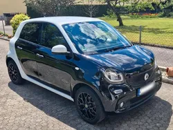 Schwarz Gebraucht 2015 Smart ForFour Prime Kleinwagen | 7.400 € (Fairer Preis)