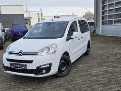 Blanc banquise Gebraucht 2017 Citroën Berlingo SELECTION Van / Kleinbus | 9.900 € (Teuer)