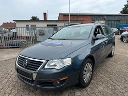 Grau Gebraucht 2009 VW Passat Trendline Kombi | 1.690 € (Superpreis)