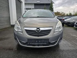 Muskatgrau/muskat braun(m2) Gebraucht 2010 Opel Meriva Edition Van / Kleinbus | 5.350 € (Teuer)