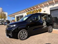 Schwarz perla nera/schwarz Neu 2024 Opel Combo Life Van / Kleinbus | 29.985 € (Fairer Preis)