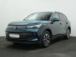 Blau Gebraucht 2024 VW Tiguan Design SUV | 38.089 € (Superpreis)