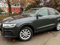 Grau Gebraucht 2018 Audi Q3 Sport SUV | 16.890 € (Superpreis)
