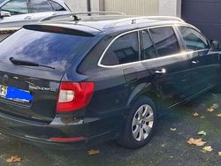 Schwarz Gebraucht 2011 Skoda Superb Ambition Kombi | 8.000 € (Fairer Preis)