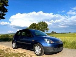 Blau Gebraucht 2005 Ford Fiesta Kleinwagen | 1.200 € (Fairer Preis)