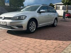 Silber Gebraucht 2020 VW Golf VII Comfortline Kombi | 13.950 € (Guter Preis)