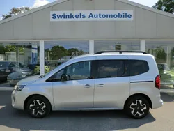Grau Gebraucht 2022 Nissan Townstar Tekna Van / Kleinbus | 17.990 € (Guter Preis)