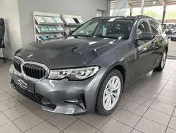 Mineralgrau metallic Gebraucht 2021 BMW 318 Kombi | 24.990 € (Guter Preis)