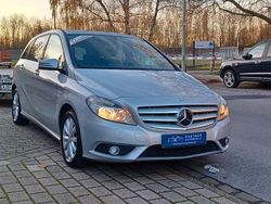 Silber Gebraucht 2013 Mercedes B180 Van / Kleinbus | 7.990 € (Fairer Preis)