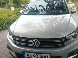 Silber Gebraucht 2016 VW Tiguan S SUV | 13.500 € (Superpreis)