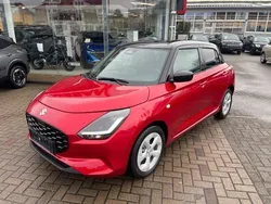 Rot Neu 2025 Suzuki Swift Comfort Kleinwagen | 23.295 €