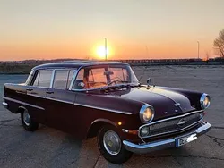 Rot Gebraucht 1963 Opel Kapitän Limousine | 14.500 €